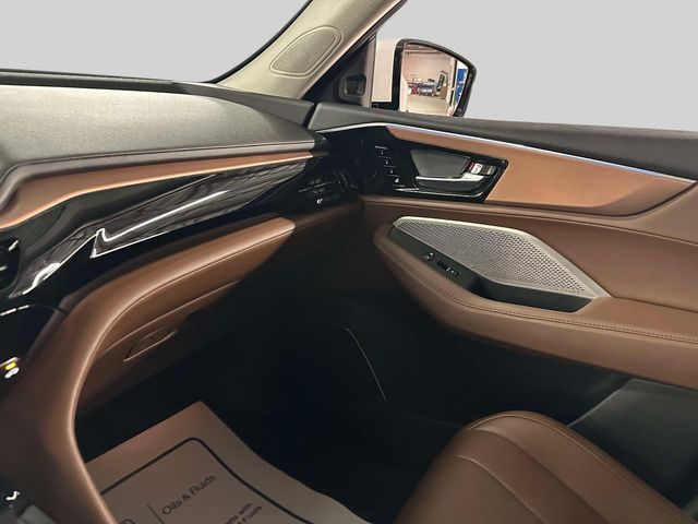 used 2023 Acura MDX car, priced at $39,650