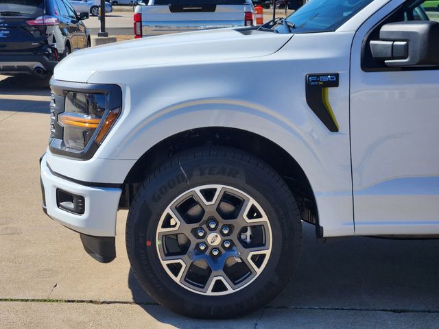 2025 Ford F-150 STX photo