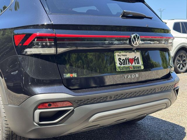 New 2026 Black Volkswagen 1.5T SE Black image 11