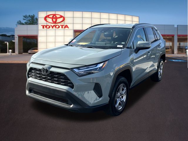 2023 Toyota RAV4 XLE 25