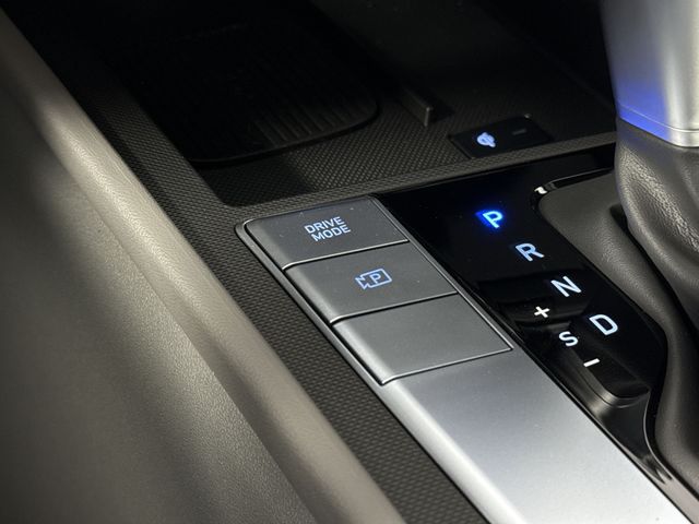 New 2025 Hyundai Elantra For Sale in Indianapolis, IN