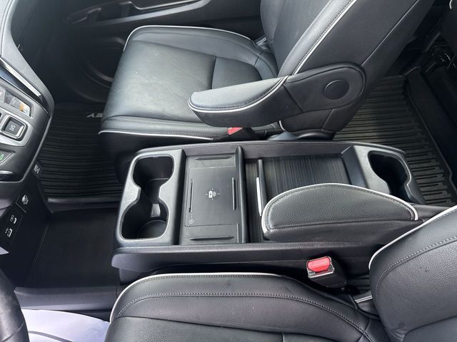 Used 2025 Honda Odyssey Van