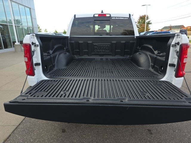 2025 Ram 1500 Big Horn/Lone Star - Bright White Clearcoat exterior view 7