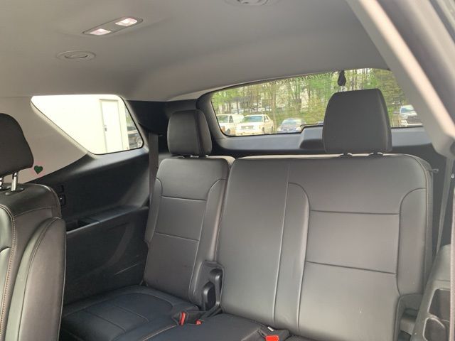 2021 Chevrolet Traverse RS photo