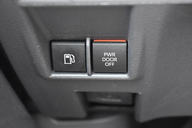 Used 2024 Toyota Sienna Van