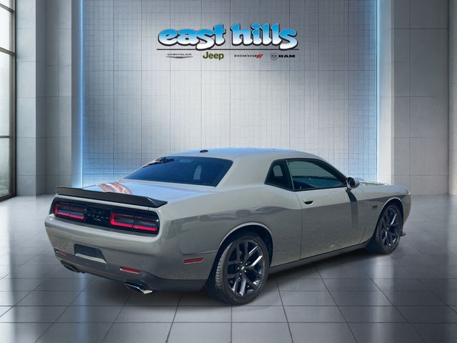 Destroyer Gray Clearcoat 2023 Dodge Challenger R/T RWD Coupe Rear-Wheel Drive 6-Speed Manual
