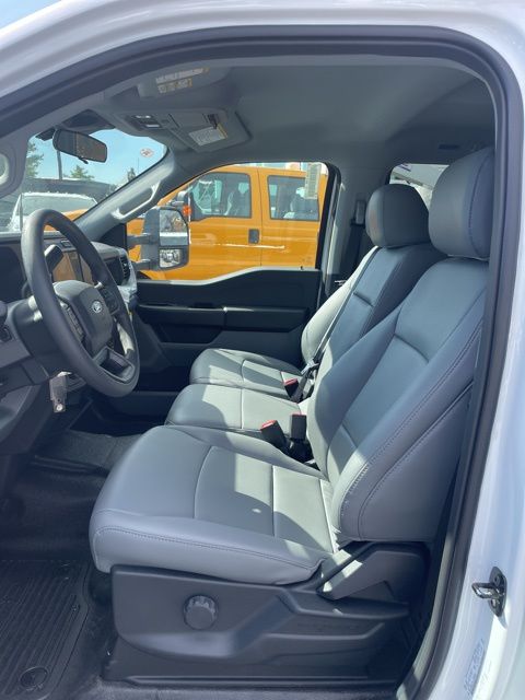 2026 Ford F-350 Chassis XL