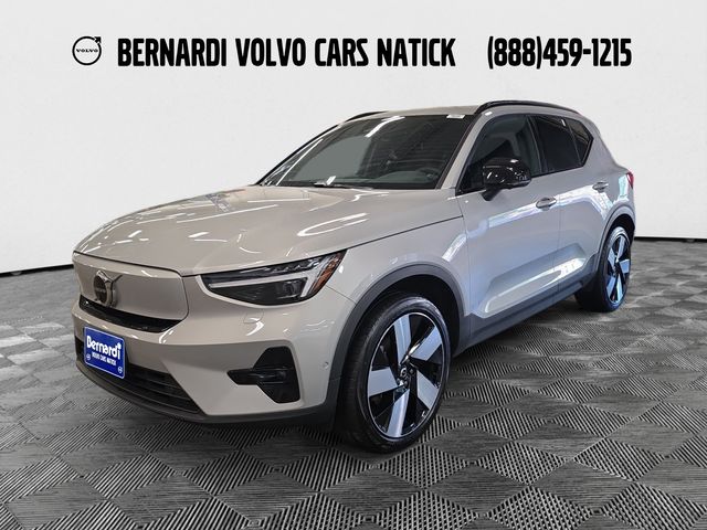 2023 Volvo XC40 Recharge Plata (Silver Dawn Metallic) SUV/Crossover Tracción en las cuatro ruedas 1 velocidad Automática