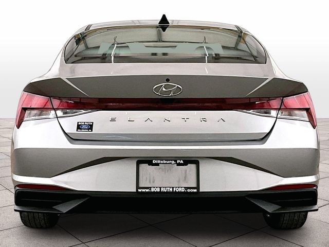 2023 Hyundai Elantra SEL Silver at Bob Ruth Ford