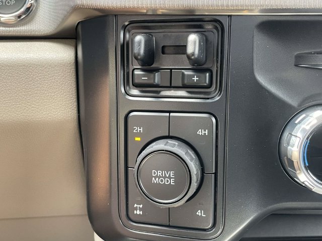 New 2026 Gray Ford Platinum image 21