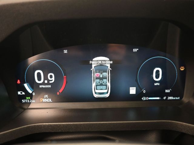 2025 Ford Explorer Active photo