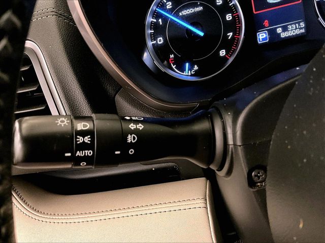 2021 Subaru Ascent Limited White at Sutliff Volkswagen