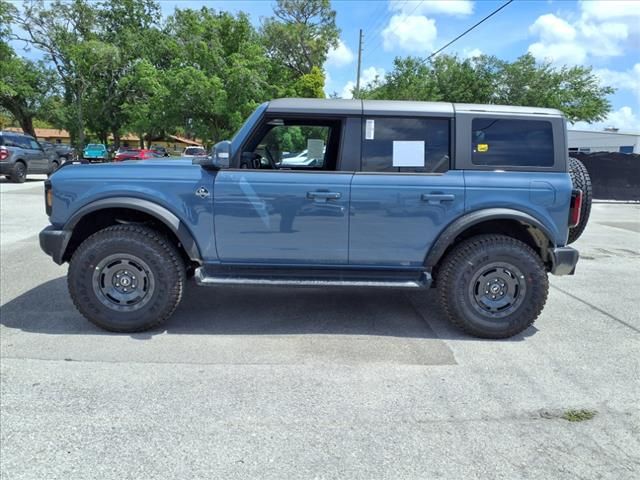 2025 Ford Bronco Outer Banks photo