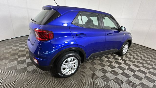 2023 Intense Blue Hyundai Venue SE FWD SUV