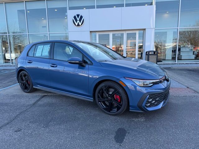 2025 Volkswagen Golf GTI SE FWD