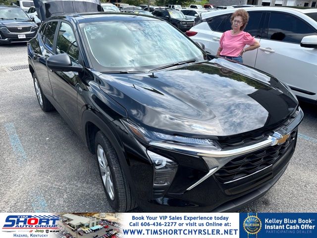 Mosaic Black Metallic 2025 Chevrolet Trax SUV / Crossover Front-Wheel Drive 6-Speed Automatic