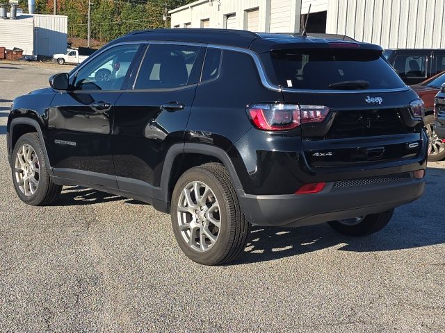 Photo of 2022 Jeep Compass Latitude Lux in Dallas, GA - 3,  2022 Jeep Compass Latitude Lux:B01943