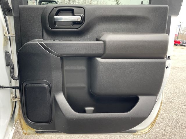 2022 Chevrolet Silverado 2500HD Custom - Summit White exterior view 12