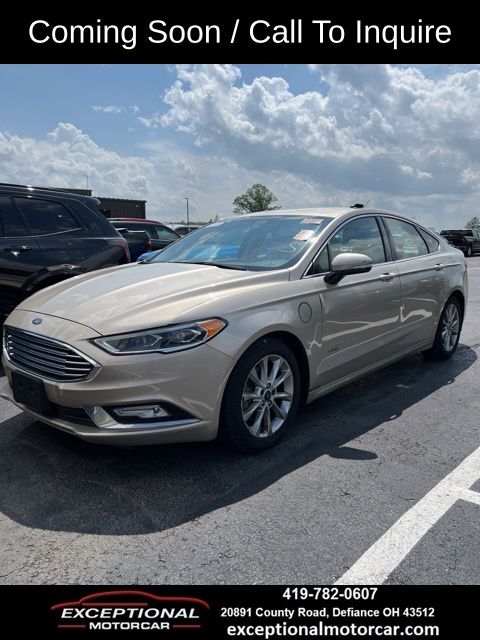 White Gold Metallic 2017 Ford Fusion Energi Sedan Front-Wheel Drive Continuously Variable Transmission