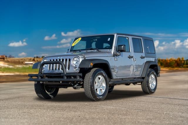 2016 Jeep Wrangler Unlimited Sport 3