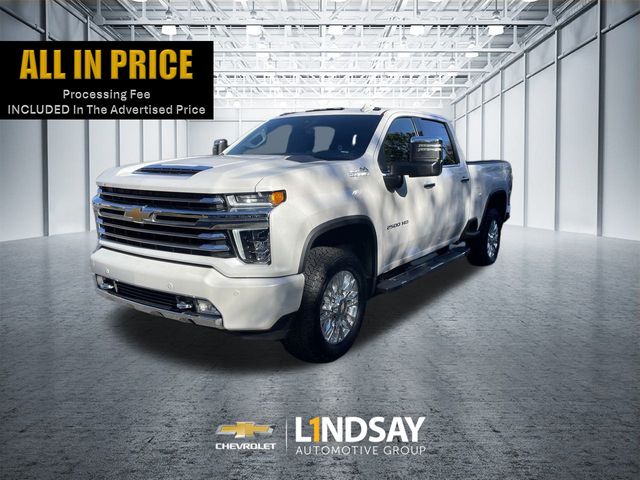 White (Iridescent Pearl Tricoat) 2022 Chevrolet Silverado 2500HD High Country Crew Cab 4WD Pickup Truck Four-Wheel Drive 6-Speed Automatic