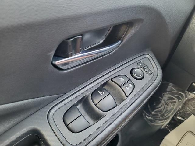 New 2025 White Nissan 1.6 SV image 27