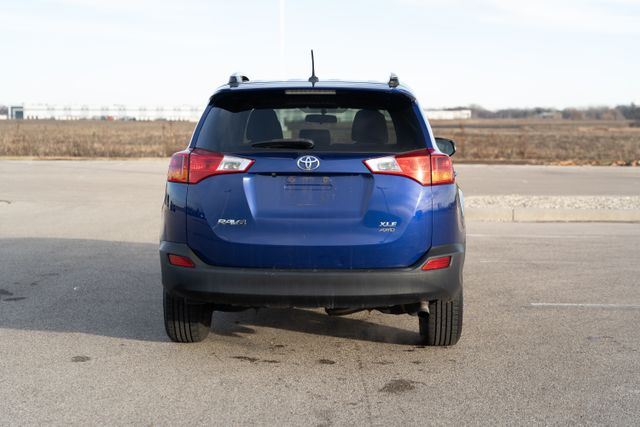 2015 Toyota RAV4 XLE 6