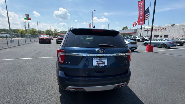 2017 Ford Explorer XLT - Image 4