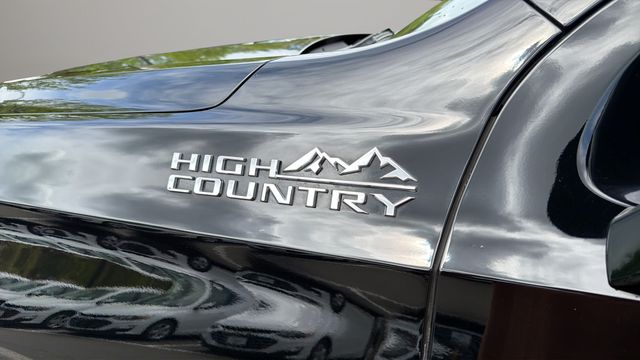 Used 2024 Black Chevrolet High Country image 10