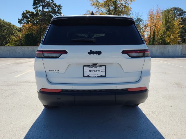 New 2025 White Jeep Altitude X image 19