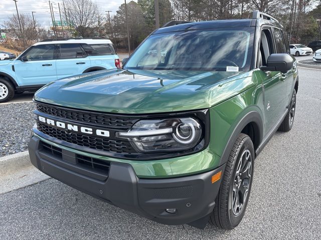 New 2025 Green Ford Outer Banks image 5