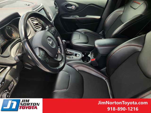 Used 2019 Jeep Cherokee SUV