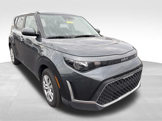 Gravity Gray 2025 Kia Soul SUV / Crossover Front-Wheel Drive Continuously Variable Transmission