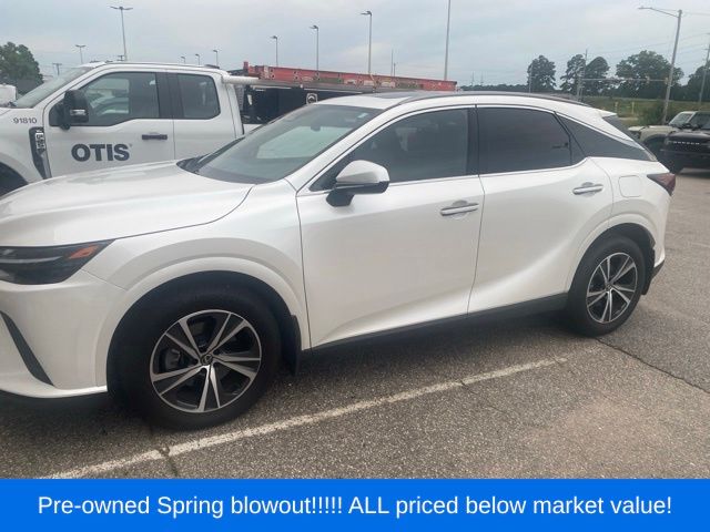 Used 2023 White Lexus 350 Premium image 2