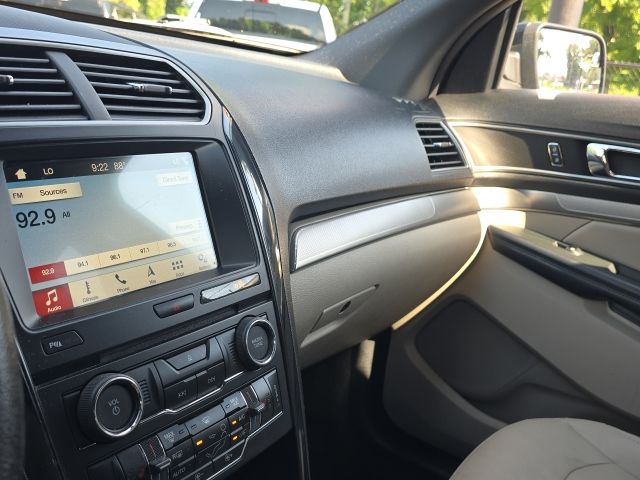2018 Ford Explorer XLT:C02609A