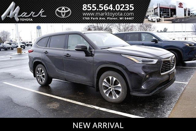 2021 Toyota Highlander XLE AWD