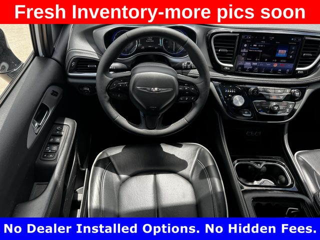 2025 Chrysler Pacifica Limited White at Big Star Chrysler Jeep Dodge Ram 