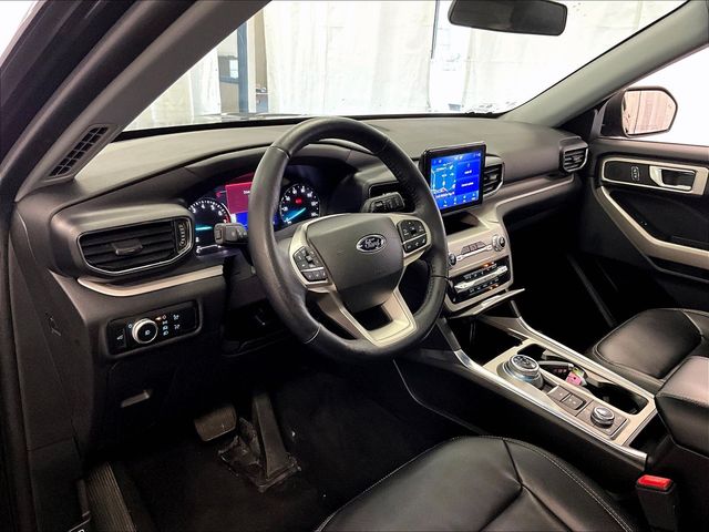 2023 Ford Explorer XLT - 11