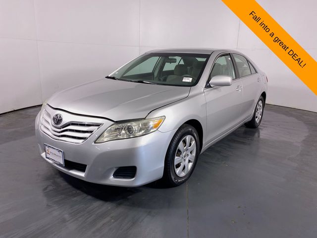 2011 Toyota Camry  2