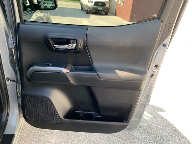 Used 2018 Toyota Tacoma Truck