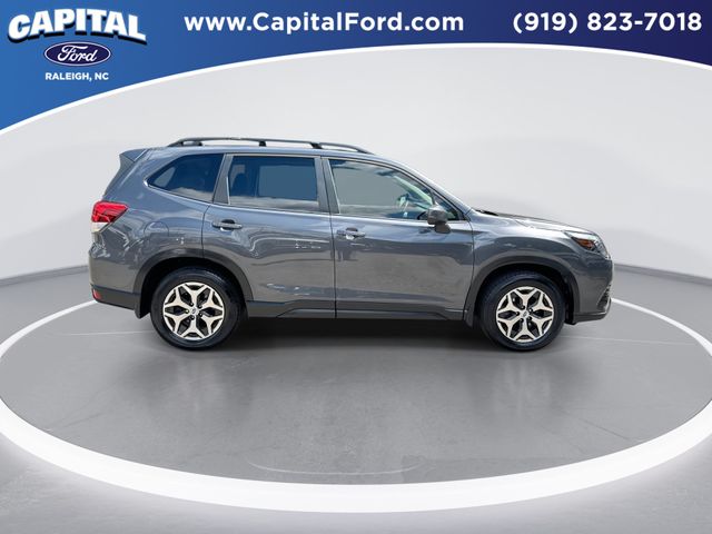 Used 2023 Gray Subaru Premium image 9