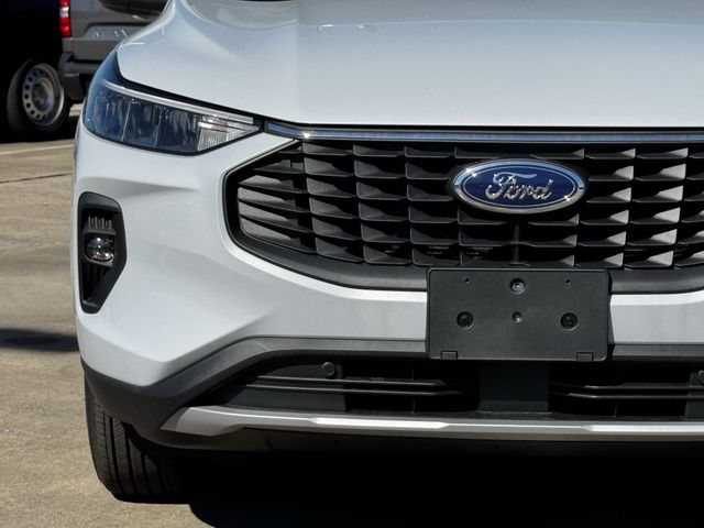 New 2026 Silver Ford Base image 5