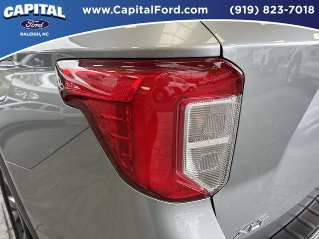 Used 2023 Silver Ford XLT image 15