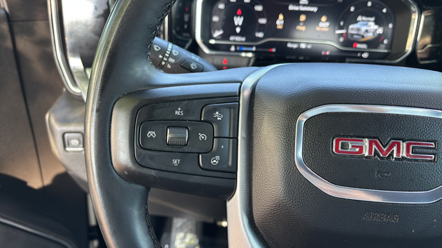 Used 2025 Black GMC SLT image 23