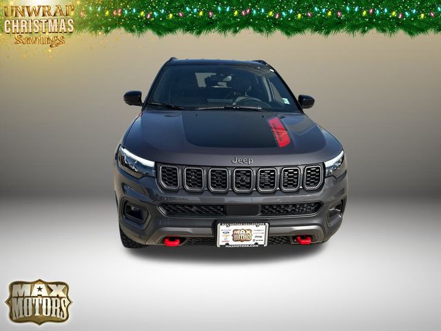 2024 Jeep Compass Trailhawk 2