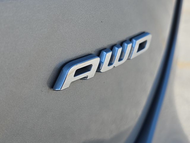 2024 Ford Edge SEL:B02210