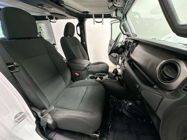 2018 Jeep Wrangler Unlimited Sport S White at Rochrich Mazda