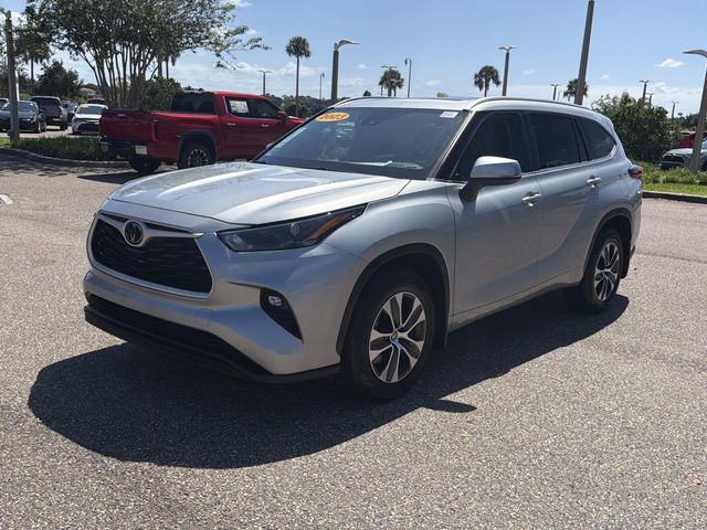 Used 2023 Toyota Highlander SUV