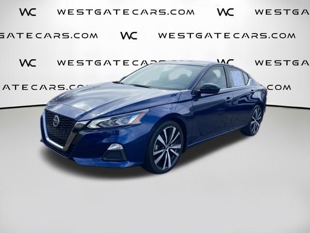 Deep Blue Pearl 2022 Nissan Altima 2.5 SR FWD Sedan Front-Wheel Drive Continuously Variable Transmission
