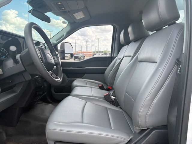 Used 2024 White Ford XL image 10